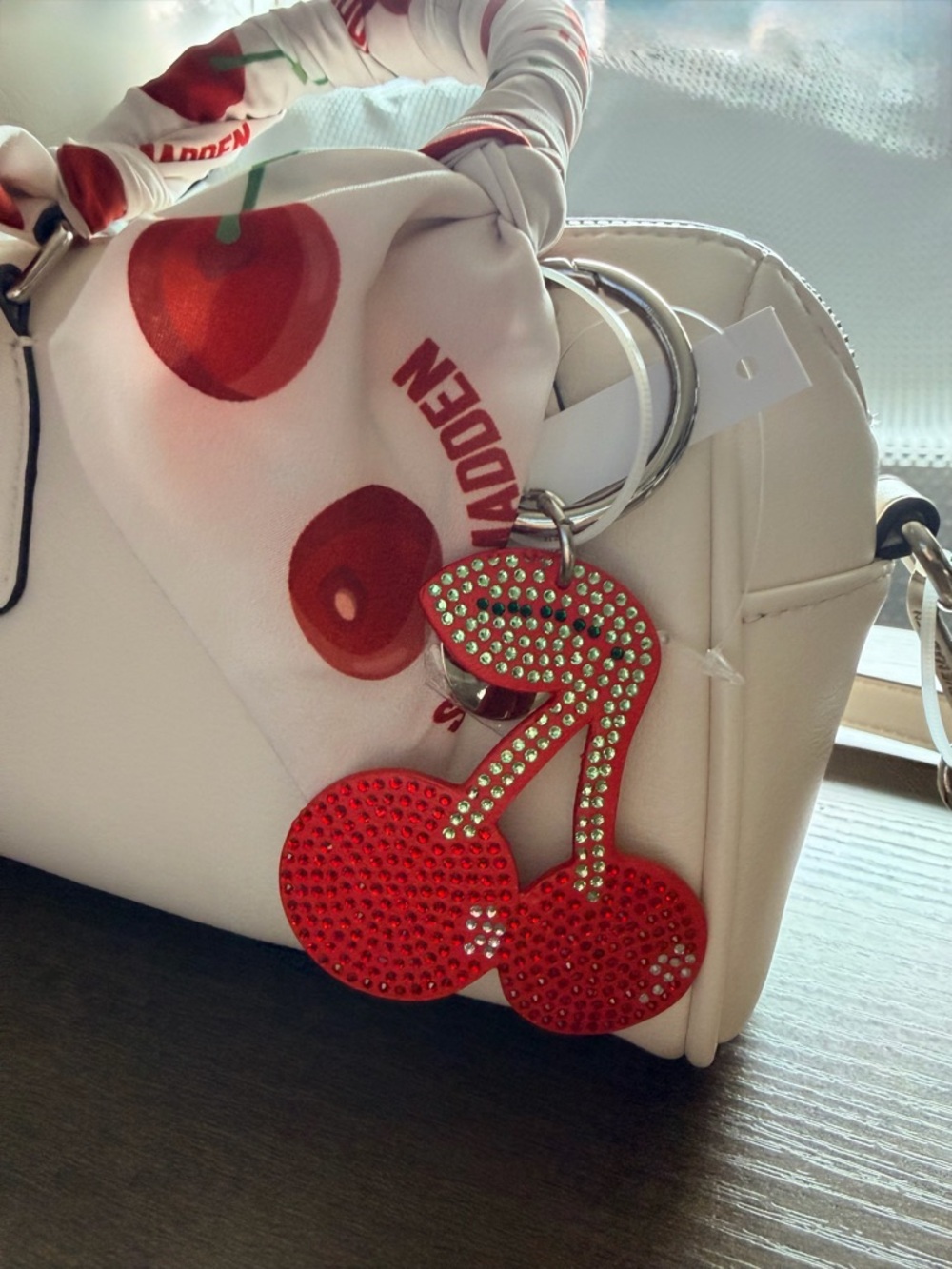 Steve Madden Vanilla Cherry Accent Satchel/Crossbody ✨Rare✨ - Picture 3 of 11